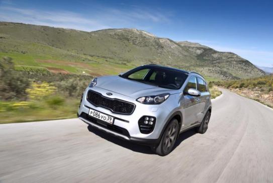 Test drive Kia Sportage in Greece