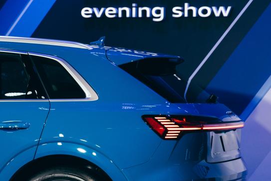Audi e-tron evening show