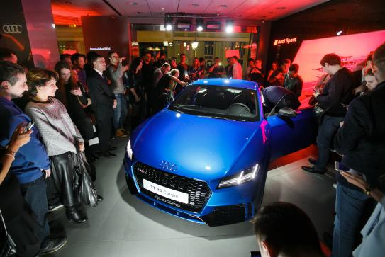 Audi communication support