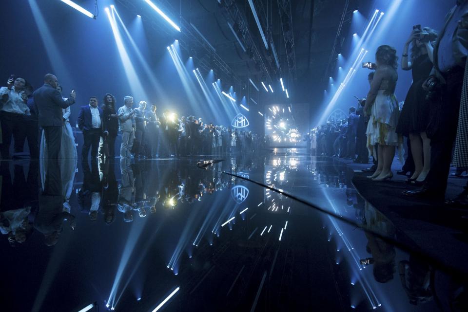 MERCEDES-BENZ S-CLASS FL и  MAYBACH LAUNCH EVENT